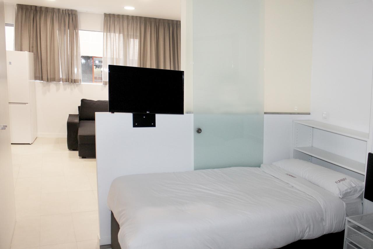 Apartamentos Funway Madrid Extérieur photo
