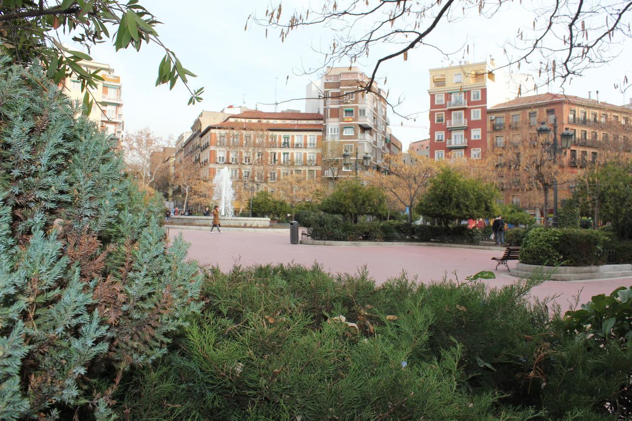 Apartamentos Funway Madrid Extérieur photo