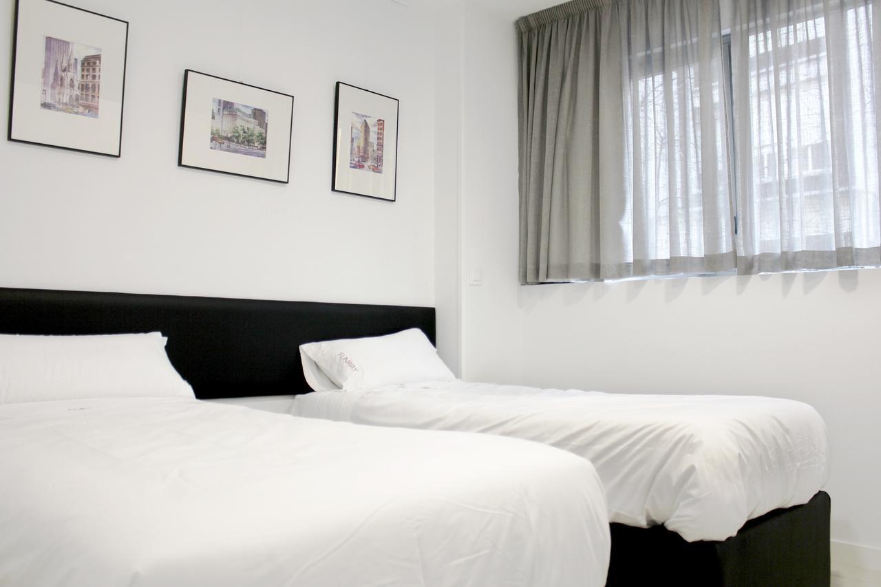Apartamentos Funway Madrid Extérieur photo